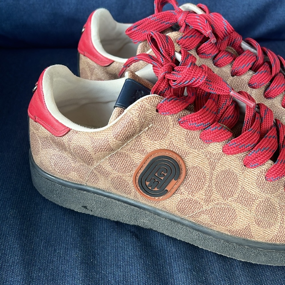 COACH men’s shoes - brown with red laces - Picture 3 of 7